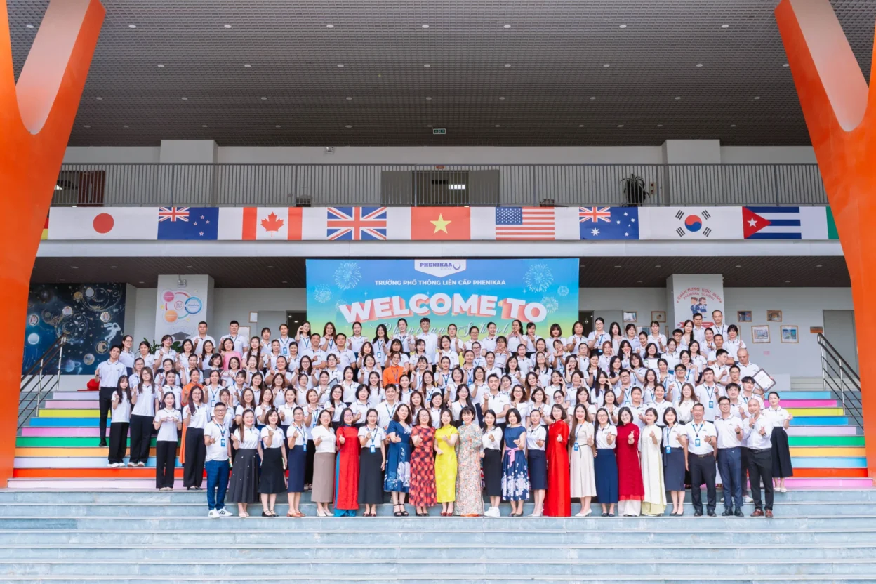 Tập thể Giáo viên, CBNV Trường Phổ thông Liên cấp Phenikaa