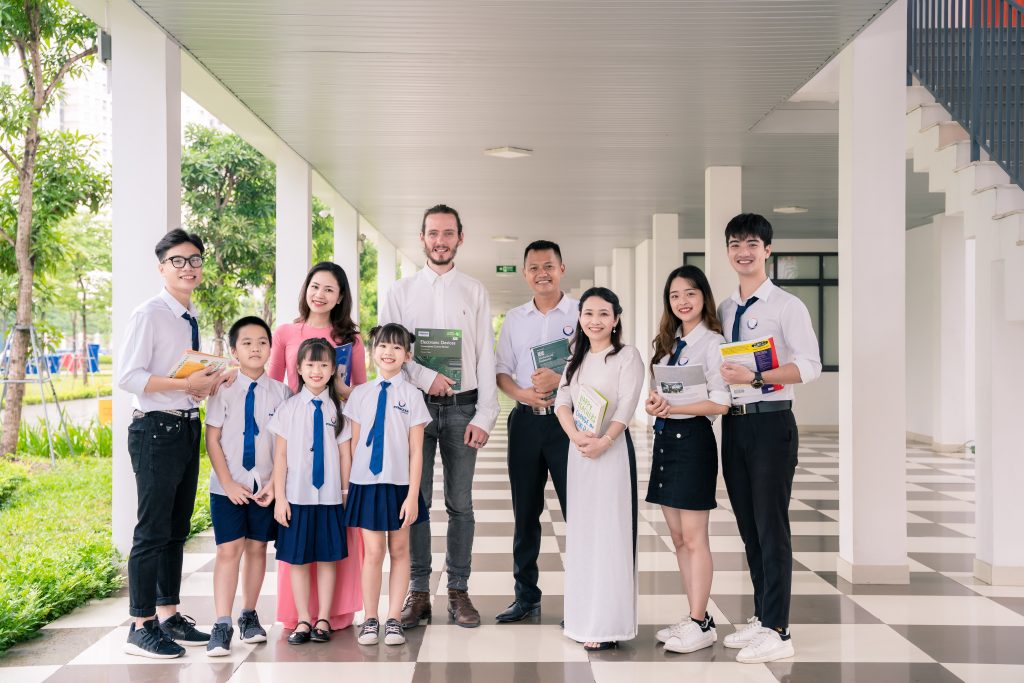 kiến tạo công dân toàn cầu, thế hệ trẻ ưu việt, phenikaa school