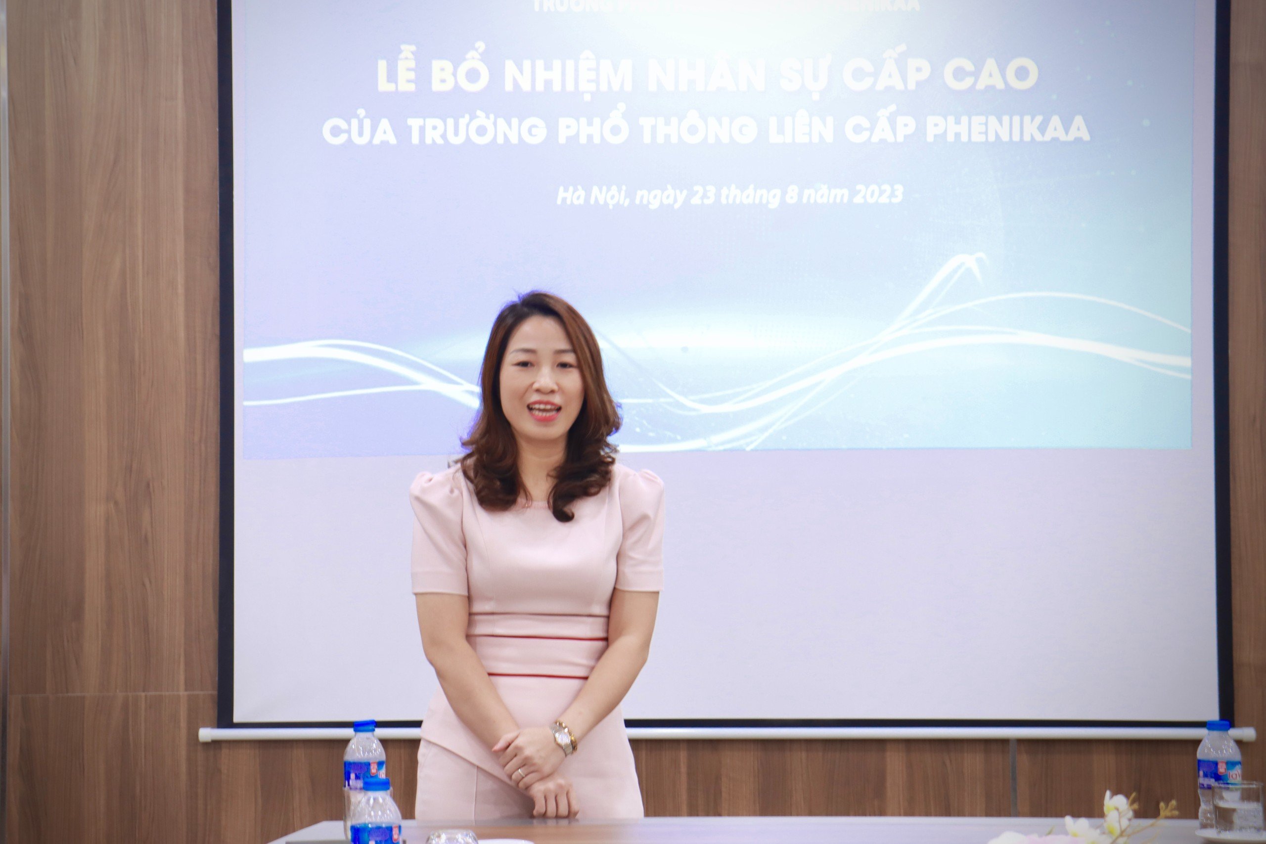 Tân Tổng Giám đốc Phenikaa School - Bà Nguyễn Thị Hương bày tỏ niềm vinh dự với trọng trách được giao phó