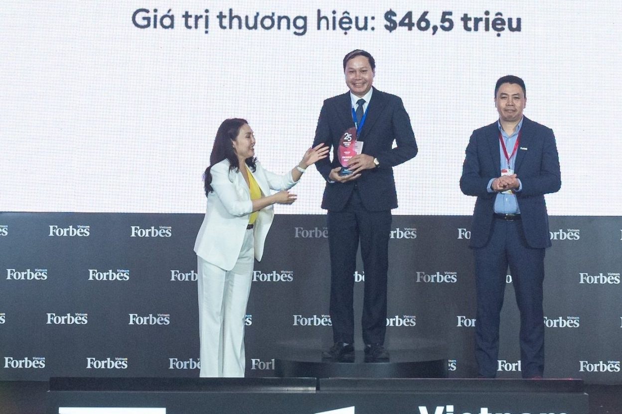 Vicostone được vinh danh trong top 25 Thương hiệu tiêu dùng cá nhân và công nghiệp dẫn đầu của Forbes Việt Nam