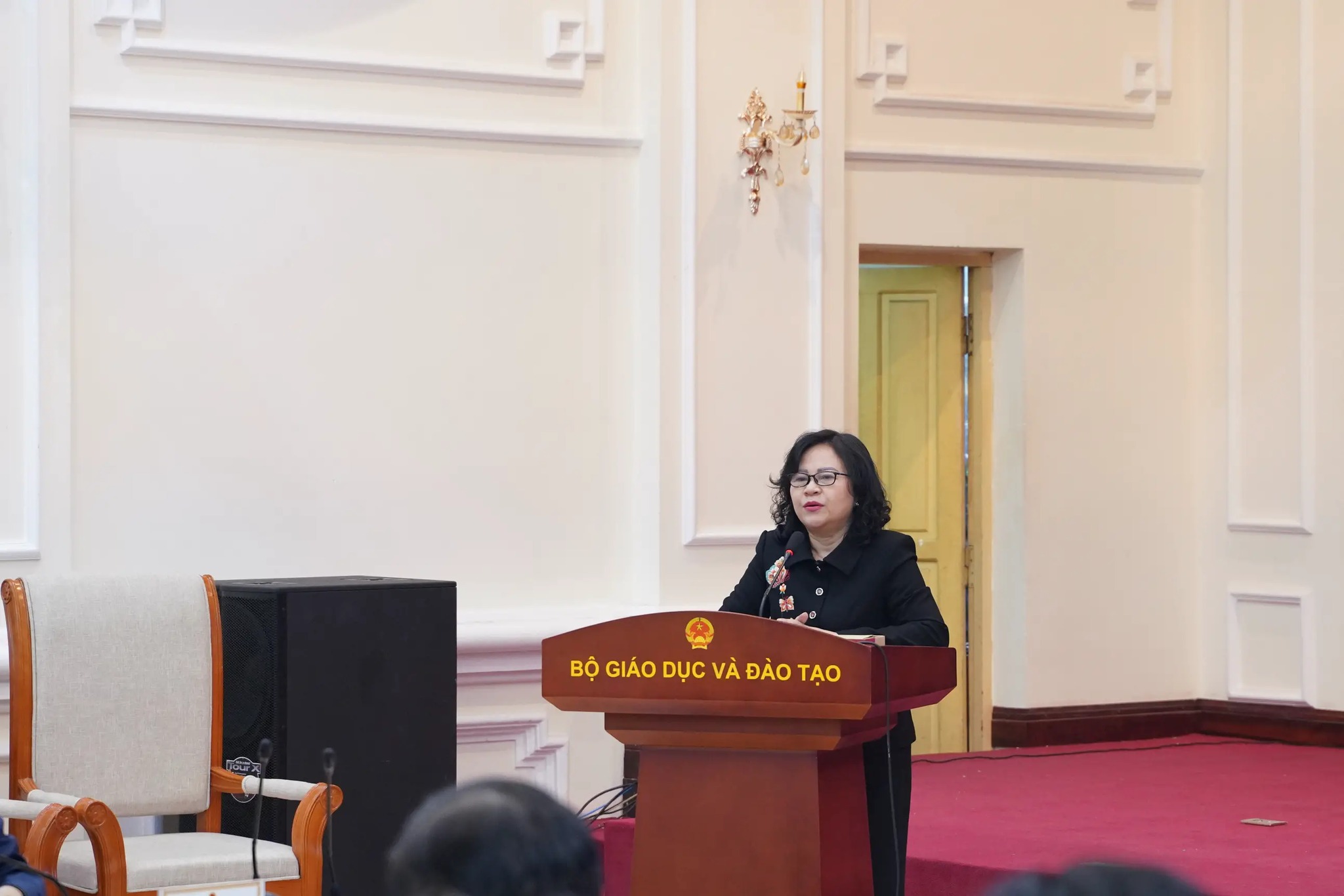 Thứ trưởng Bộ Giáo dục và Đào tạo Ngô Thị Minh phát biểu tại Hội nghị