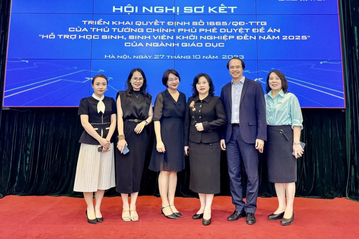 Tập đoàn Phenikaa đồng hành cùng Bộ GD&ĐT tổ chức Hội nghị Sơ kết 5 năm triển khai Đề án “Hỗ trợ HSSV khởi nghiệp đến năm 2025”