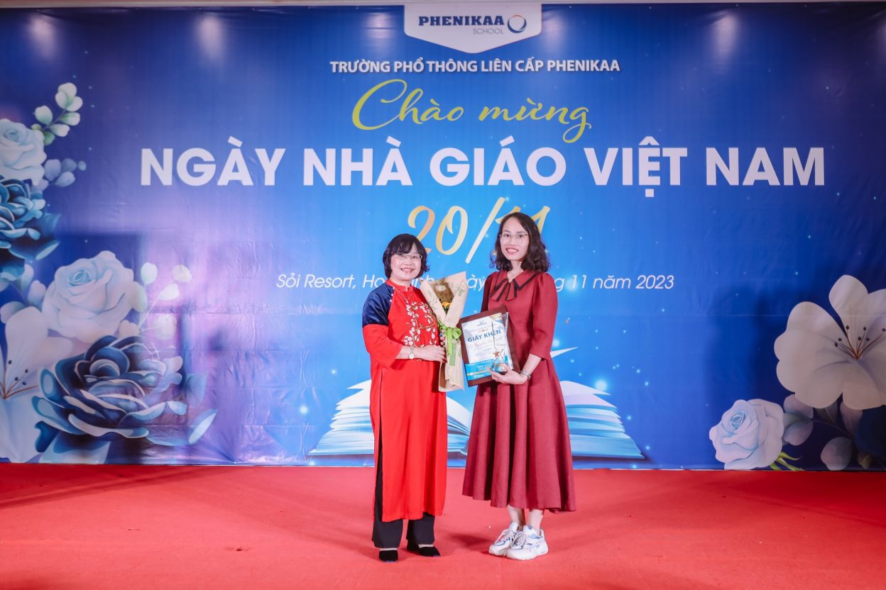 Vinh danh và trao thưởng Giáo viên đạt thành tích cao trong Hội thi: Giáo viên dạy giỏi cấp trường năm học 2023 - 2024