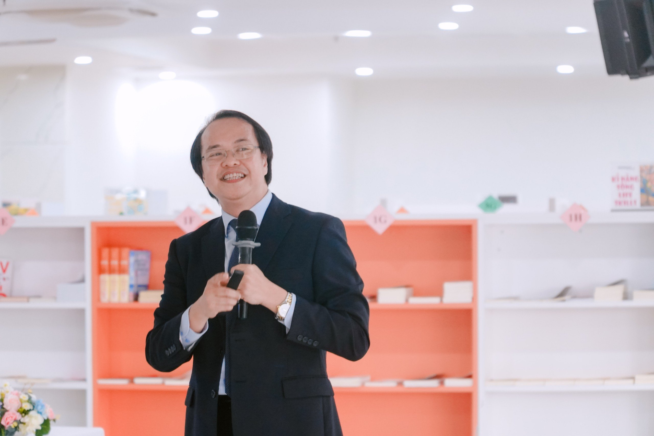 PGS.TS Nguyễn Phú Khánh chia sẻ về hệ sinh thái khởi nghiệp tại Tập đoàn Phenikaa
