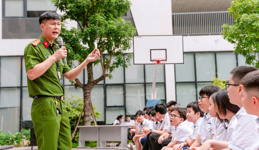 Một buổi sinh hoạt của học sinh Phenikaa School.