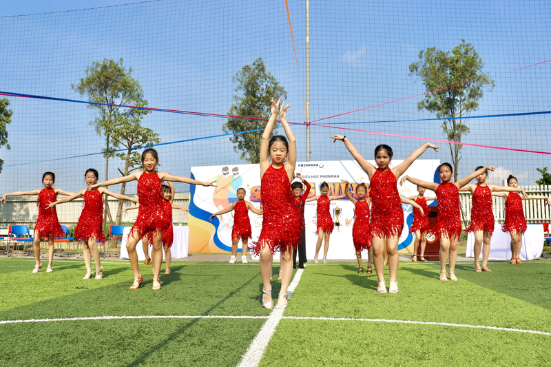 Dancesport tại Phenikaa School