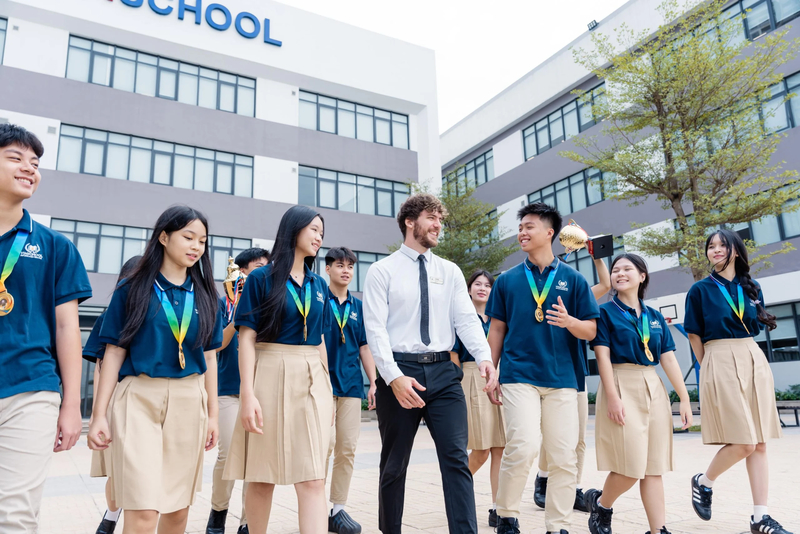 Thầy và trò Vinschool Hà Nội
