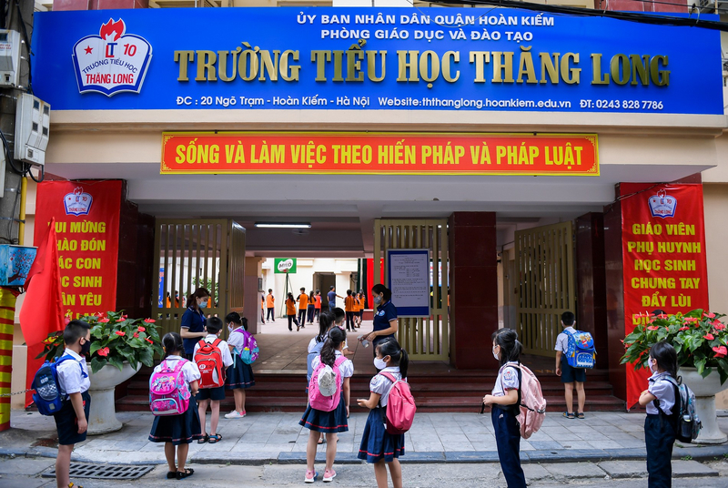 Một buổi sáng tại trường Tiểu học Thăng Long