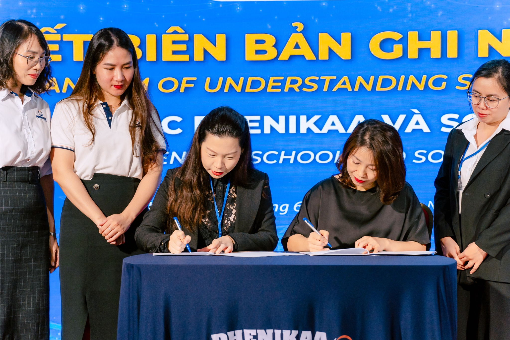 Lễ ký kết Biên bản ghi nhớ Hợp tác (MOU) giữa Phenikaa School và Soon Cheng PTE. LTD