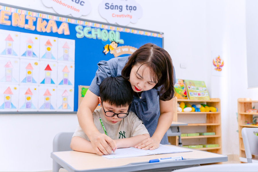 Giáo viên yêu nghề hơn khi làm việc trong môi trường hạnh phúc