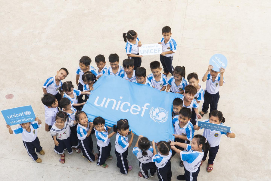 "Trường học thân thiện" (Child-Friendly Schools - CFS) - sáng kiến giáo dục của Quỹ Nhi đồng Liên Hợp Quốc (UNICEF)
