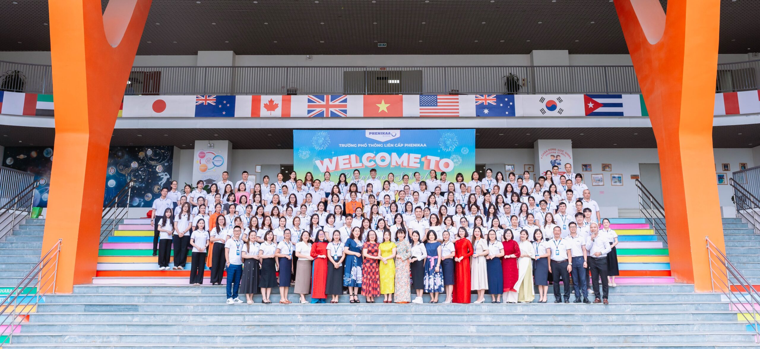 Đội ngũ Giáo viên, CBNV của Phenikaa School chào đón năm học 2025 - 2026