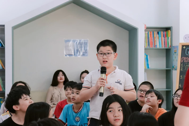 Con tự tin khi được trang bị kỹ năng xã hội