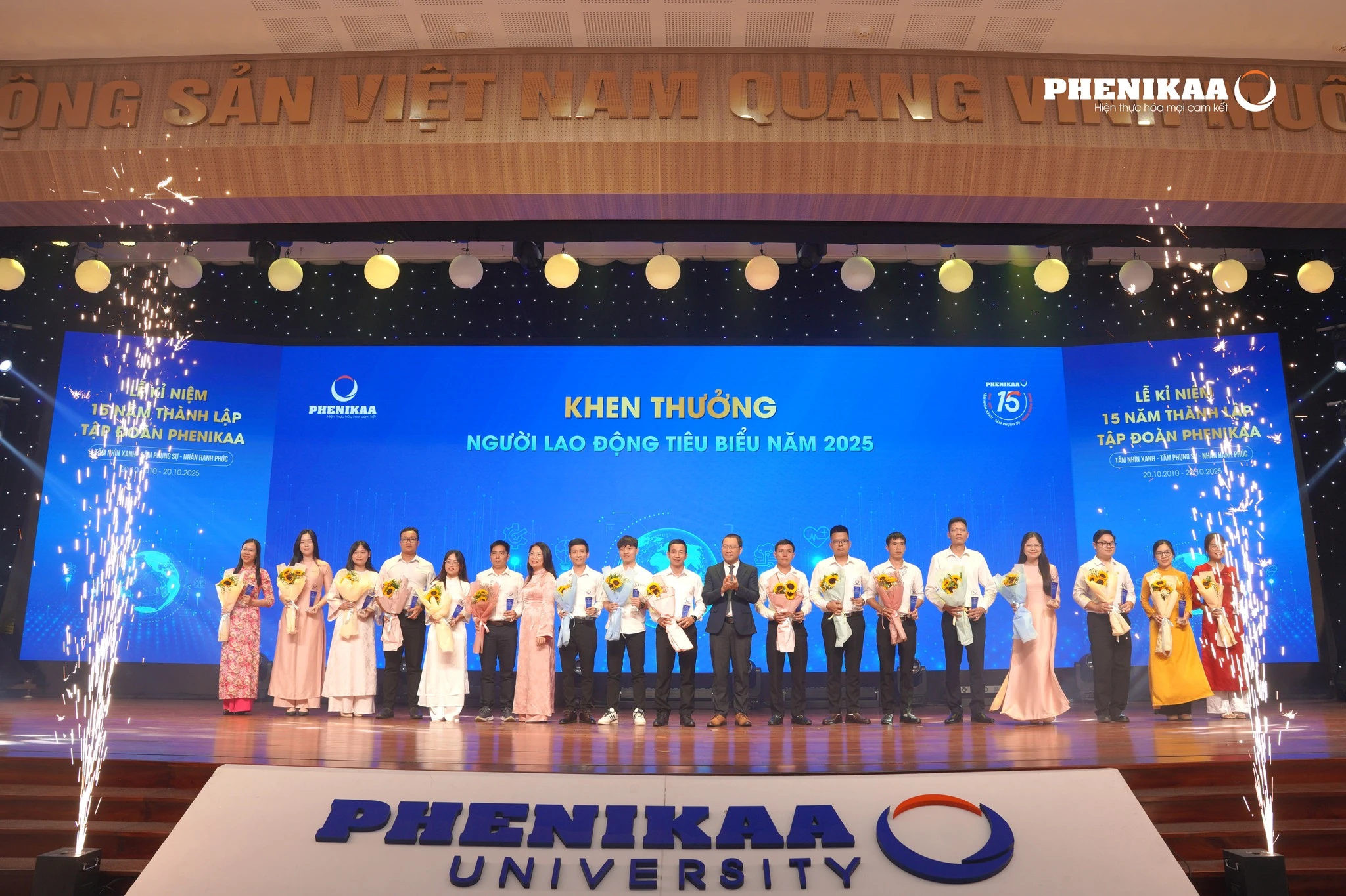 Vinh danh Nhân viên tiêu biểu năm 2025