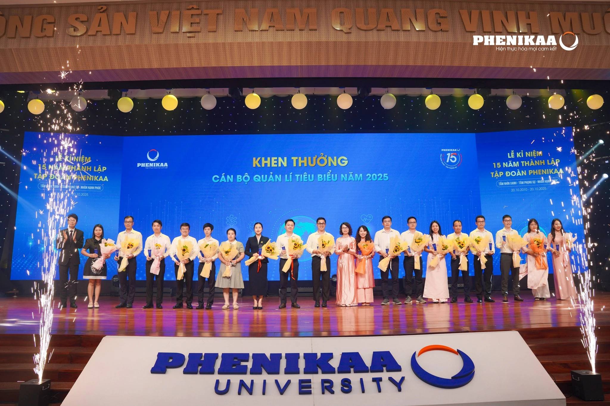 Vinh danh CBQL tiêu biểu năm 2025