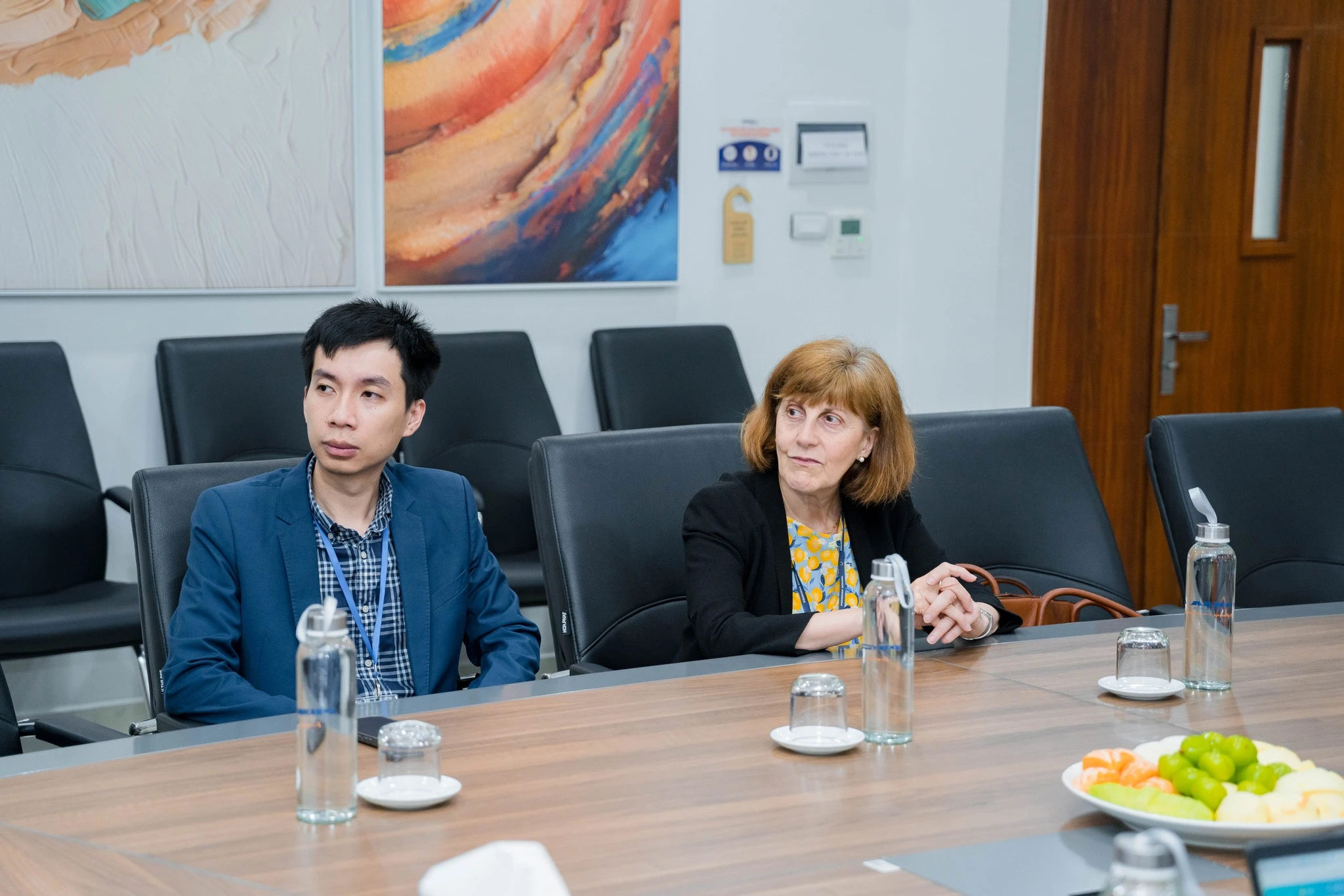 Đại diện Bộ Giáo dục Tây Ban Nha tại buổi làm việc với Phenikaa School