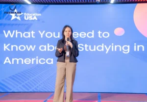 Diễn giả: Ms. Alexandra Greig-Duarte - Viên chức Ngoại giao Đại sứ quán Mỹ tại Việt Nam.