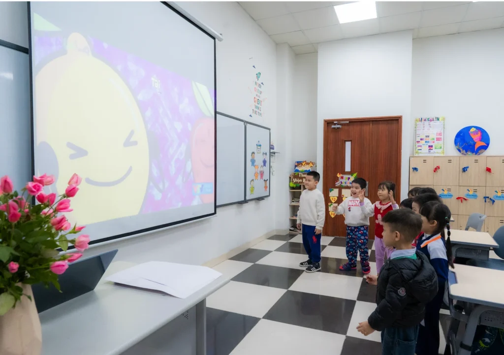 Giờ học kỹ năng sống của lớp Tiền tiểu học Phenikaa School