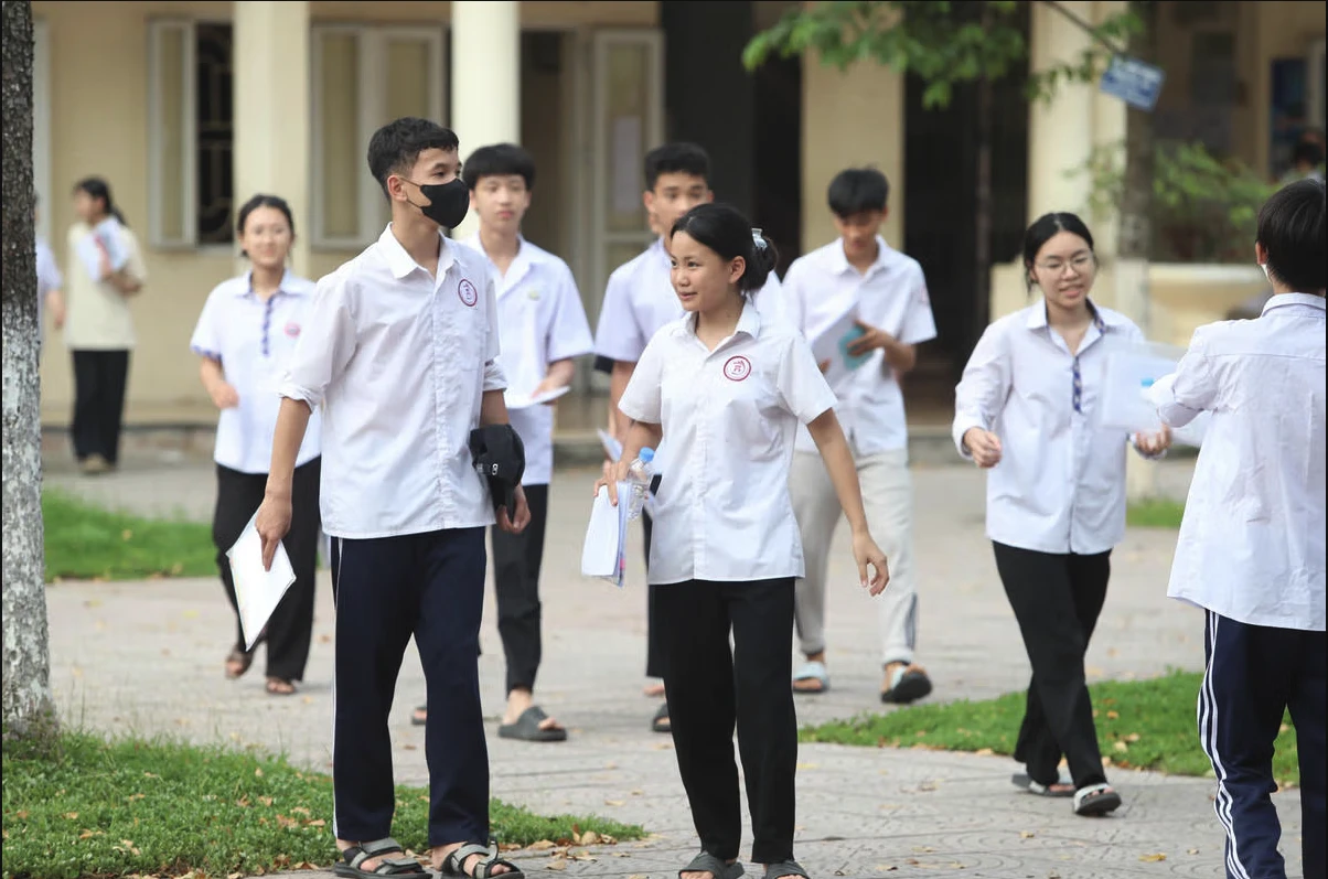 Học sinh dự thi vào lớp 10 công lập tại Hà Nội năm học 2025-2026. Ảnh: Lê Khánh