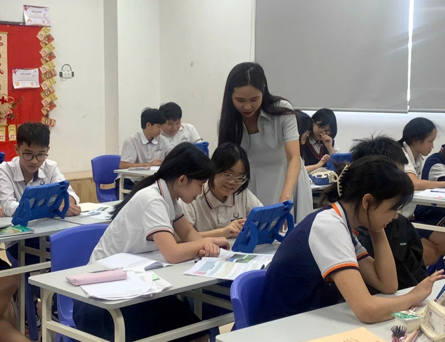 Nhiều năng lực giáo viên cần phát triển để làm chủ công nghệ trong dạy học.