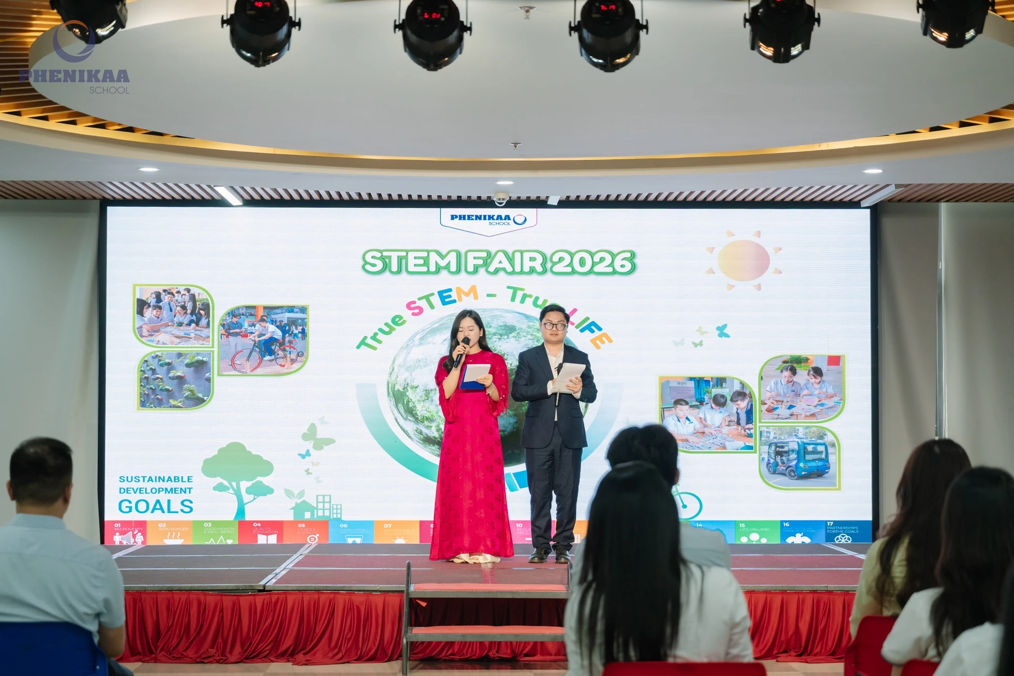 Hội thảo với chủ đề &ldquo;Community Support for Global Changemakers&rdquo; thu h&uacute;t sự tham gia đ&ocirc;ng đảo của c&aacute;c Thầy C&ocirc; gi&aacute;o