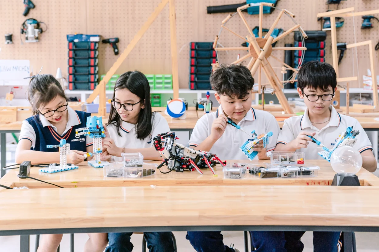 Phenikaa School xây dựng môi trường học tập, nơi mỗi học sinh được khám phá năng lực riêng, theo đuổi đam mê để tỏa sáng theo cách riêng