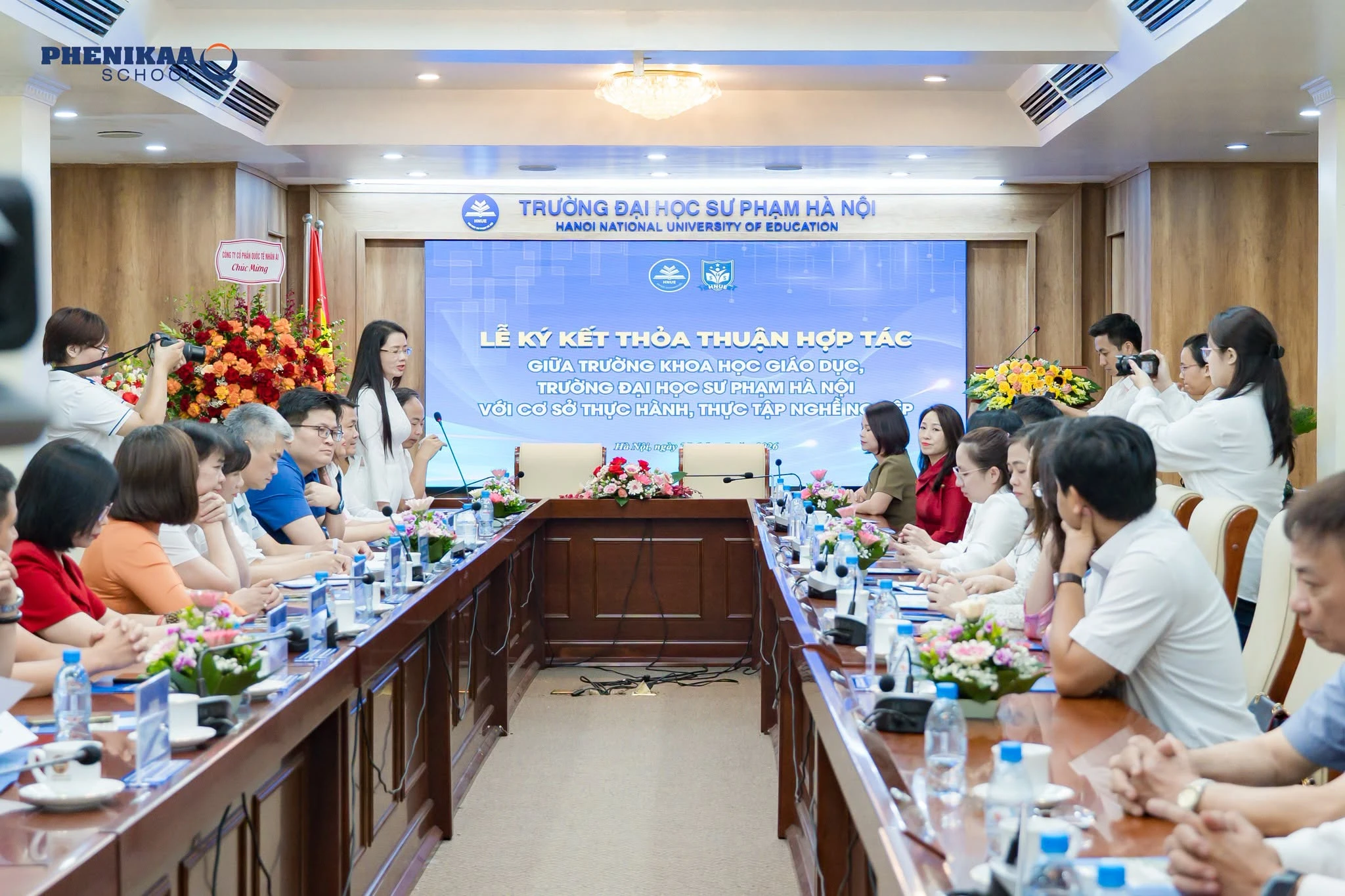 Lễ ký kết Thỏa thuận hợp tác giữa Phenikaa School và Trường Khoa học Giáo dục - Trường Đại học Sư phạm Hà Nội