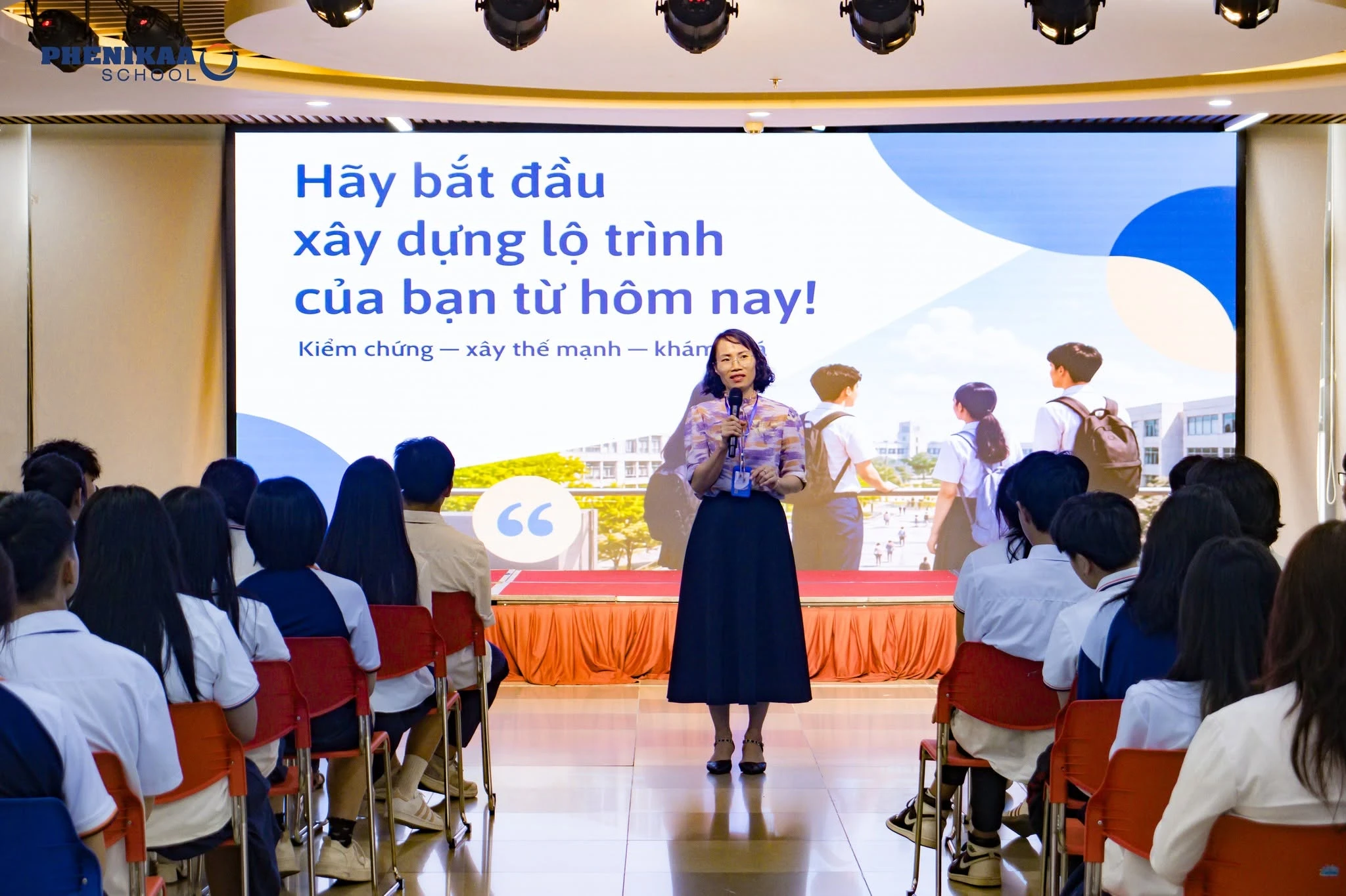 Trường THCS & THPT Phenikaa tổ chức chuy&ecirc;n đề Gi&aacute;o dục hướng nghiệp d&agrave;nh cho học sinh c&aacute;c khối